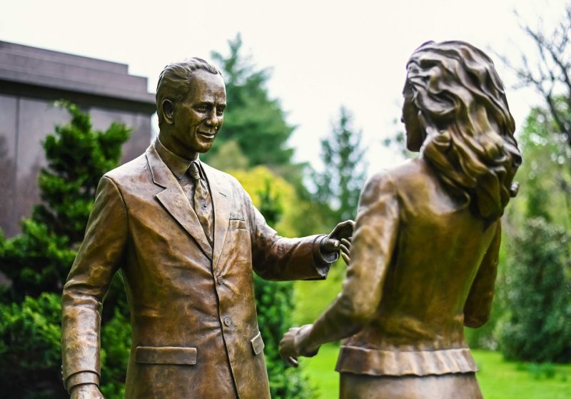 Bronze Art Bronze Statues of Dancing Couple
